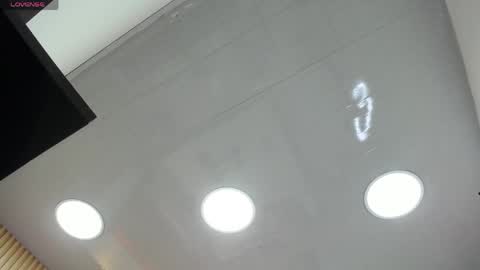 EMILY  online show from 04-23-26, 08:22