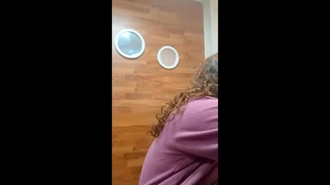 EmilyCm online show from 05-18-26, 08:14