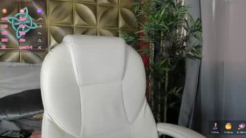  Emily  online show from 10-22-25, 12:05