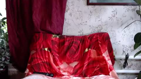 EmilyDoth online show from 08-09-26, 08:52