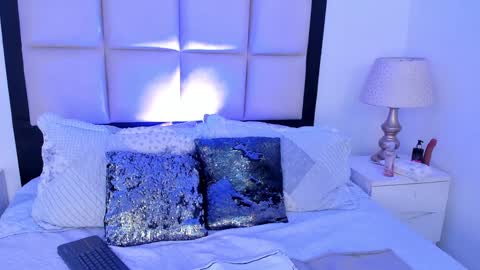 Emily online show from 12-17-24, 08:10