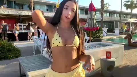 emilyfawn online show from 04-21-26, 01:07