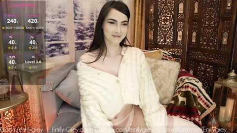 Snapshot of emilygrey_ chatting on 12-29-24, 02:06 emilygrey_ online show from 12-29-24, 02:06