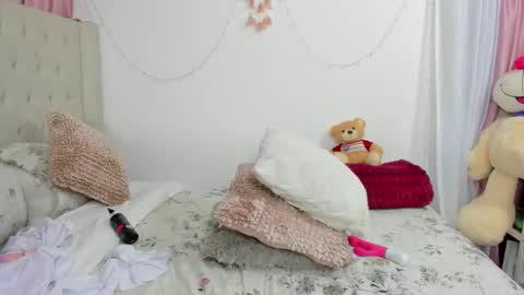 Emily online show from 02-17-25, 12:54