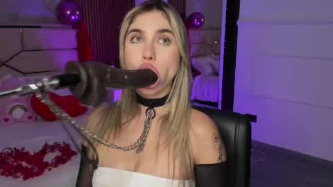 Emily Hendrix online show from 02-15-25, 11:58