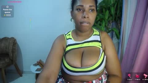 Emilyhines online show from 11-25-25, 10:54