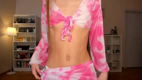 Alina online show from 04-28-26, 12:21