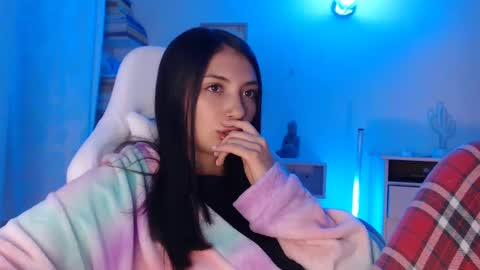 Snapshot of emilyjangcandy_ chatting on 03-02-25, 05:01 Emily Jang online show from 03-02-25, 05:01