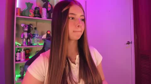 VALEEEN online show from 12-31-24, 04:14