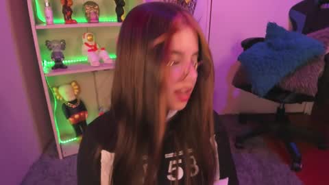 VALEEEN online show from 01-04-25, 07:02