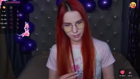 EmilyKents online show from 11-13-25, 01:15