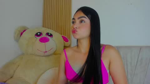 EMI online show from 04-25-26, 10:18