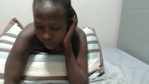 Emilly online show from 04-28-26, 09:42