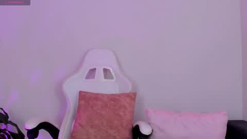 Emily  online show from 10-27-25, 10:14