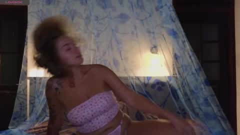 Emily Robbie online show from 02-14-26, 07:10