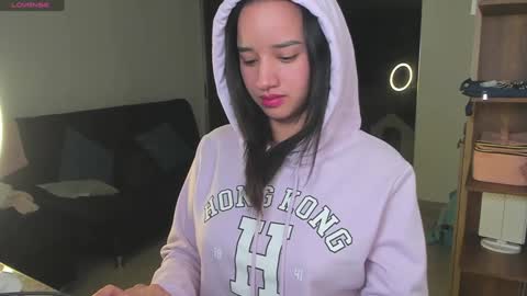 Snapshot of emilyrousex chatting on 01-02-25, 01:06 emilyrousex online show from 01-02-25, 01:06