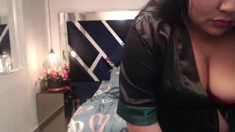 Snapshot of emilysander_ chatting on 12-04-24, 10:08 Emily online show from 12-04-24, 10:08