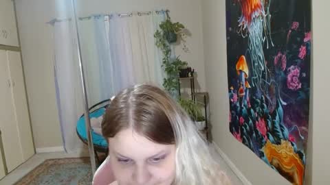 Snapshot of emilyshaze chatting on 03-01-25, 08:13 emily haze online show from 03-01-25, 08:13