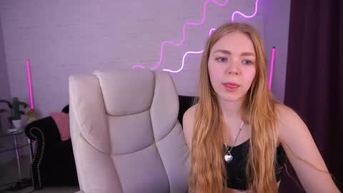  MY NAME IS Emily WELCOME EVERYONE I WILL BE HAPPY TO GIVE YOU WHAT YOU HAVE DREAMED OF FOR SO LONG online show from 12-18-25, 02:56