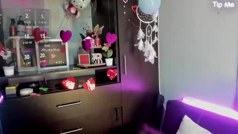 Emy online show from 02-14-26, 05:53