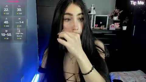 Emy online show from 06-19-26, 12:04