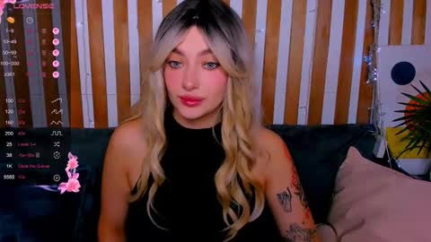 Emily online show from 03-11-26, 01:22