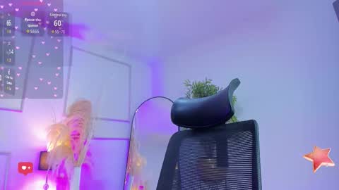 Snapshot of emilywillis8 chatting on 12-17-25, 02:45 E M I L Y online show from 12-17-25, 02:45