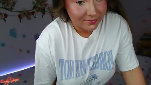 Emily online show from 04-09-26, 10:15