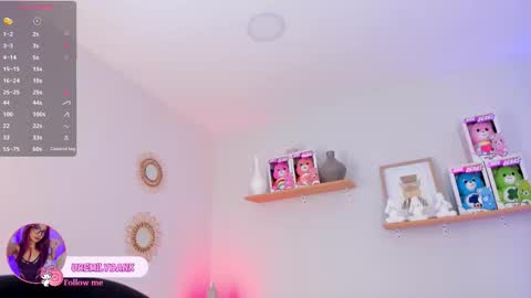 Snapshot of emilyy_bank chatting on 11-11-25, 07:47 Emily Bank online show from 11-11-25, 07:47