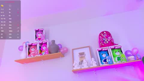 Snapshot of emilyy_bank chatting on 12-15-25, 07:51 Emily Bank online show from 12-15-25, 07:51