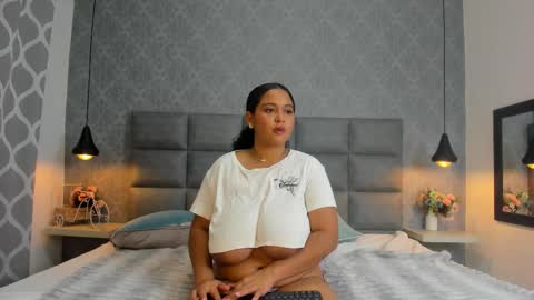 emilyy_r online show from 11-13-25, 07:46