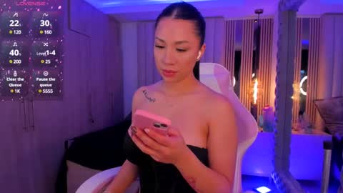 Emily  online show from 02-14-25, 06:51