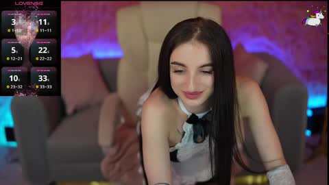 Snapshot of emilyymoon chatting on 05-26-26, 12:56 emilyymoon online show from 05-26-26, 12:56