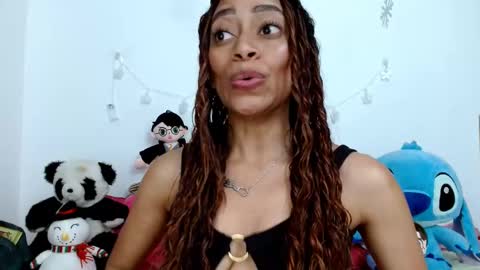 emilyzans07 online show from 02-13-25, 08:45