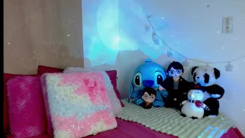 emilyzans07 online show from 03-09-25, 06:43