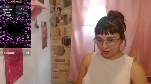 Snapshot of emitaa17228 chatting on 02-07-25, 08:31 emma online show from 02-07-25, 08:31