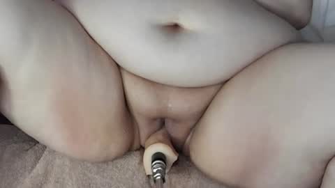 Snapshot of emjbbw chatting on 10-25-25, 04:42 EmJ online show from 10-25-25, 04:42