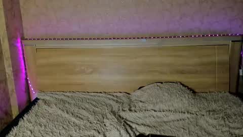 Emma online show from 09-30-25, 06:57