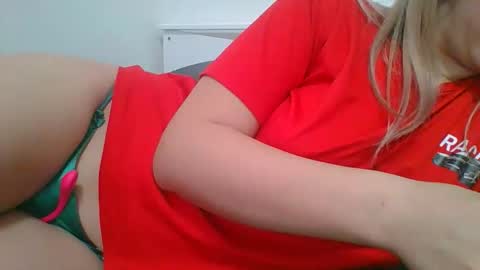 emma_991 online show from 12-21-25, 10:00