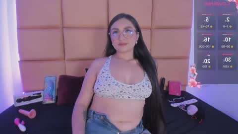 emma__js_ online show from 04-14-26, 10:27