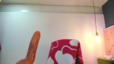 Emma online show from 02-27-25, 01:28