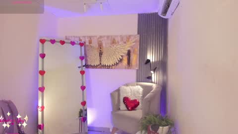 Alice online show from 02-08-25, 12:39