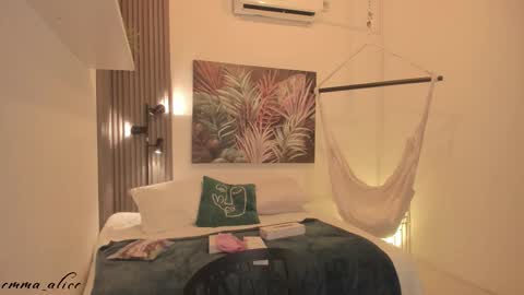 Alice online show from 09-26-25, 12:09