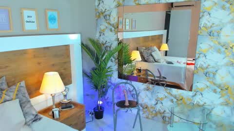 Snapshot of emma_bakker_ chatting on 02-03-25, 01:08 Emma online show from 02-03-25, 01:08