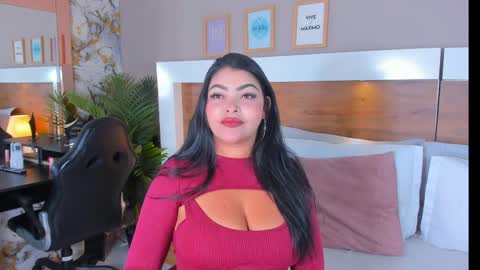 Emma  online show from 04-25-26, 08:28