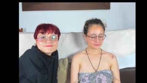 Emma online show from 09-28-25, 09:09