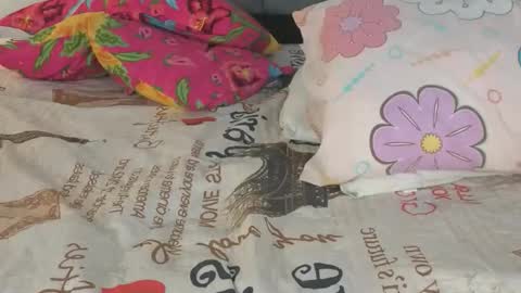 Emma online show from 12-02-25, 05:35