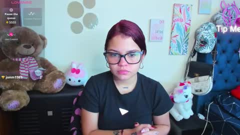 Snapshot of emma_boo_ chatting on 02-10-26, 03:49 emma_boo_ online show from 02-10-26, 03:49