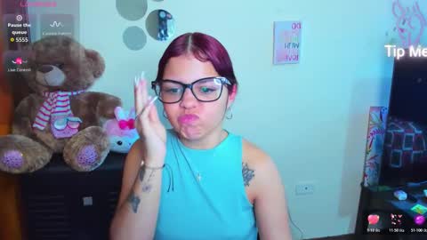 Snapshot of emma_boo_ chatting on 02-25-26, 03:43 emma_boo_ online show from 02-25-26, 03:43