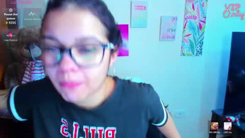 Snapshot of emma_boo_ chatting on 06-01-26, 01:35 emma_boo_ online show from 06-01-26, 01:35